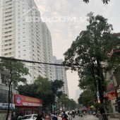 Bán nhà mặt phố Ngô Thì Nhậm Hà Đông 35/42m2 3T MT 4.8m chỉ 9.8 tỷ ô tô tránh kinh doanh vỉa hè đá bóng.0343040888